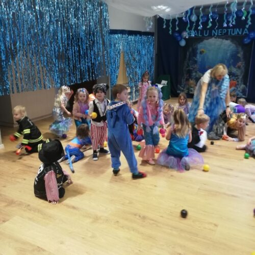 Bal u Neptuna. 04
