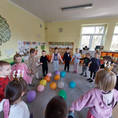 Dzień Kobiet u Wesołych Skrzatów.11