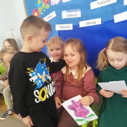 Dzień Kobiet u Wesołych skrzatów.1