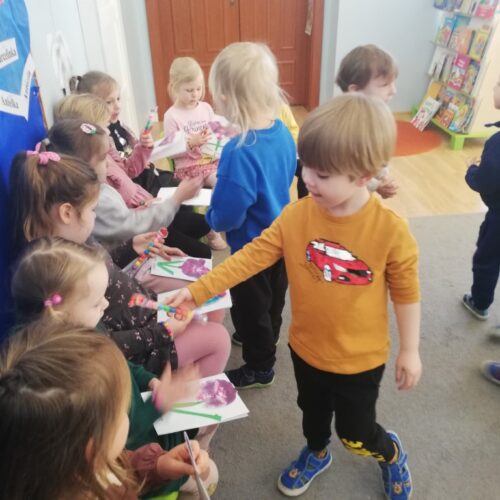 Dzień Kobiet u Wesołych skrzatów.2