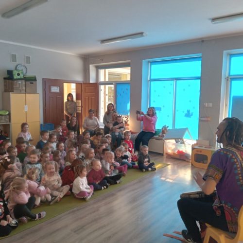 Klub Małego Muzyka Tam Tam w Afryce3
